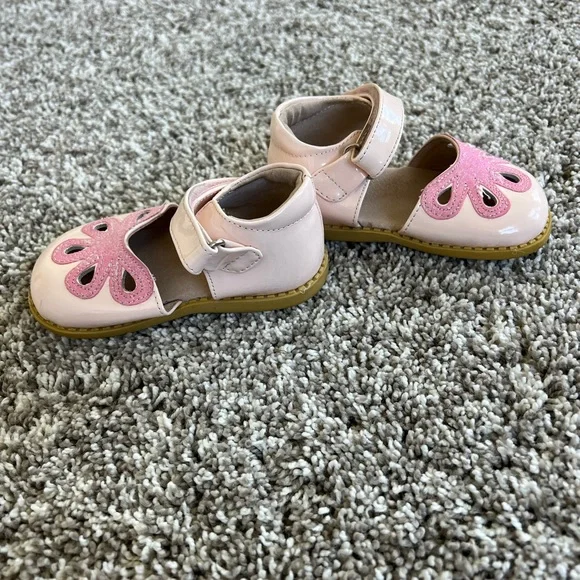 Livie & Luca Petal Mary Jane, size 5 Pink - Picture 2 of 5